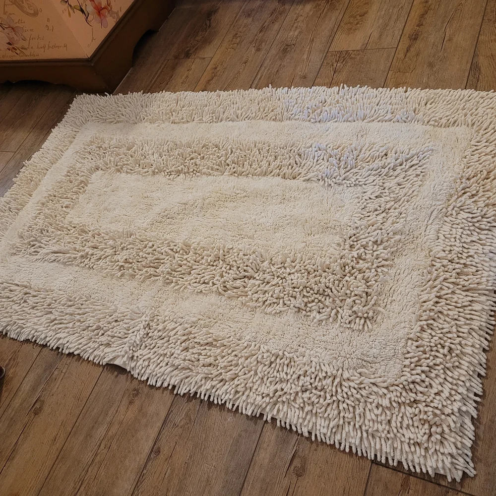 Plush Cream Shag Rug